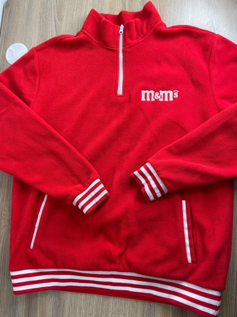 M&M’s World Red Fleece Quarter Zip Pullover Sweatshirt Striped Cuffs Large - Picture 3 of 8